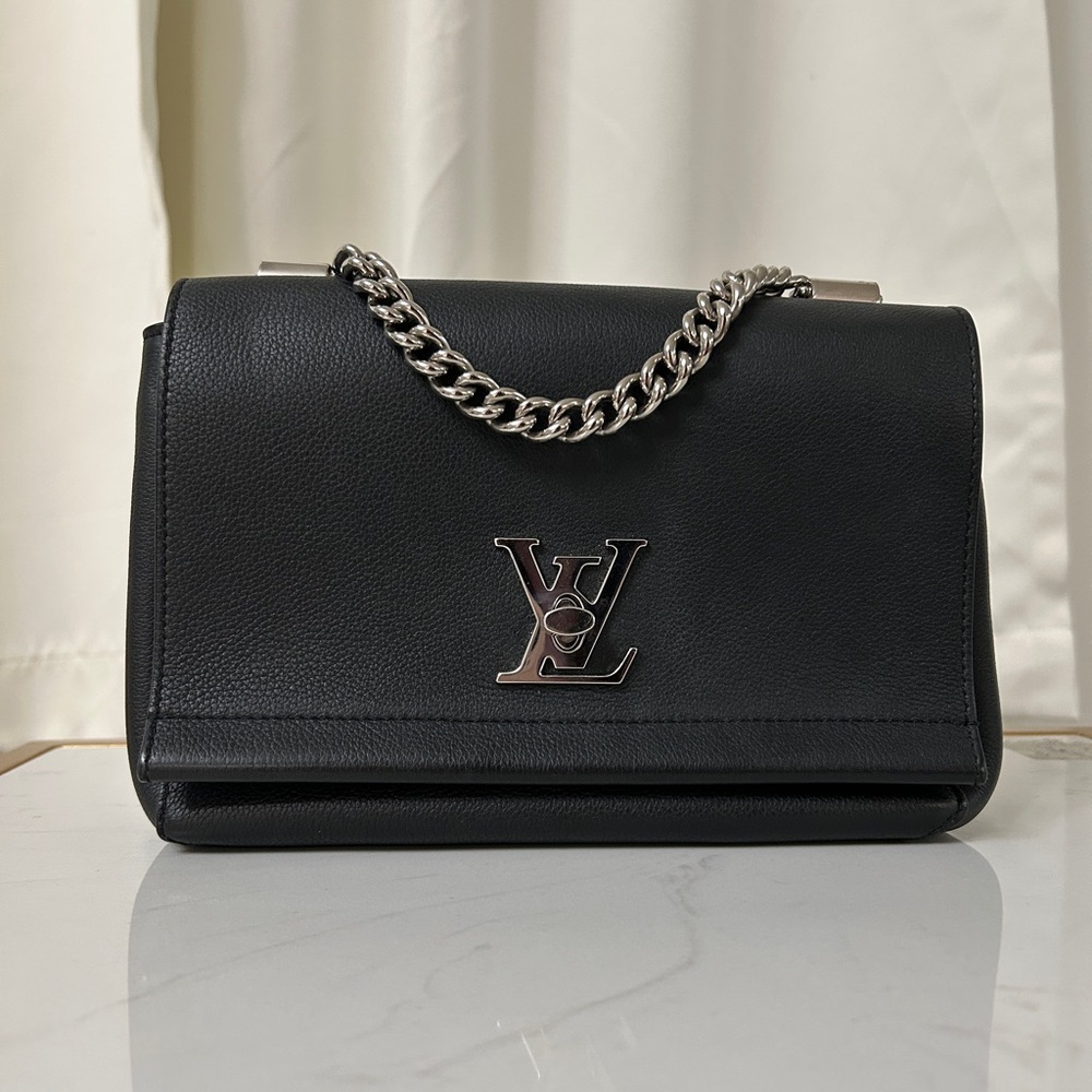 Louis Vuitton Lockme II BB